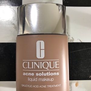 Clinique Acne Solutions Foundation
